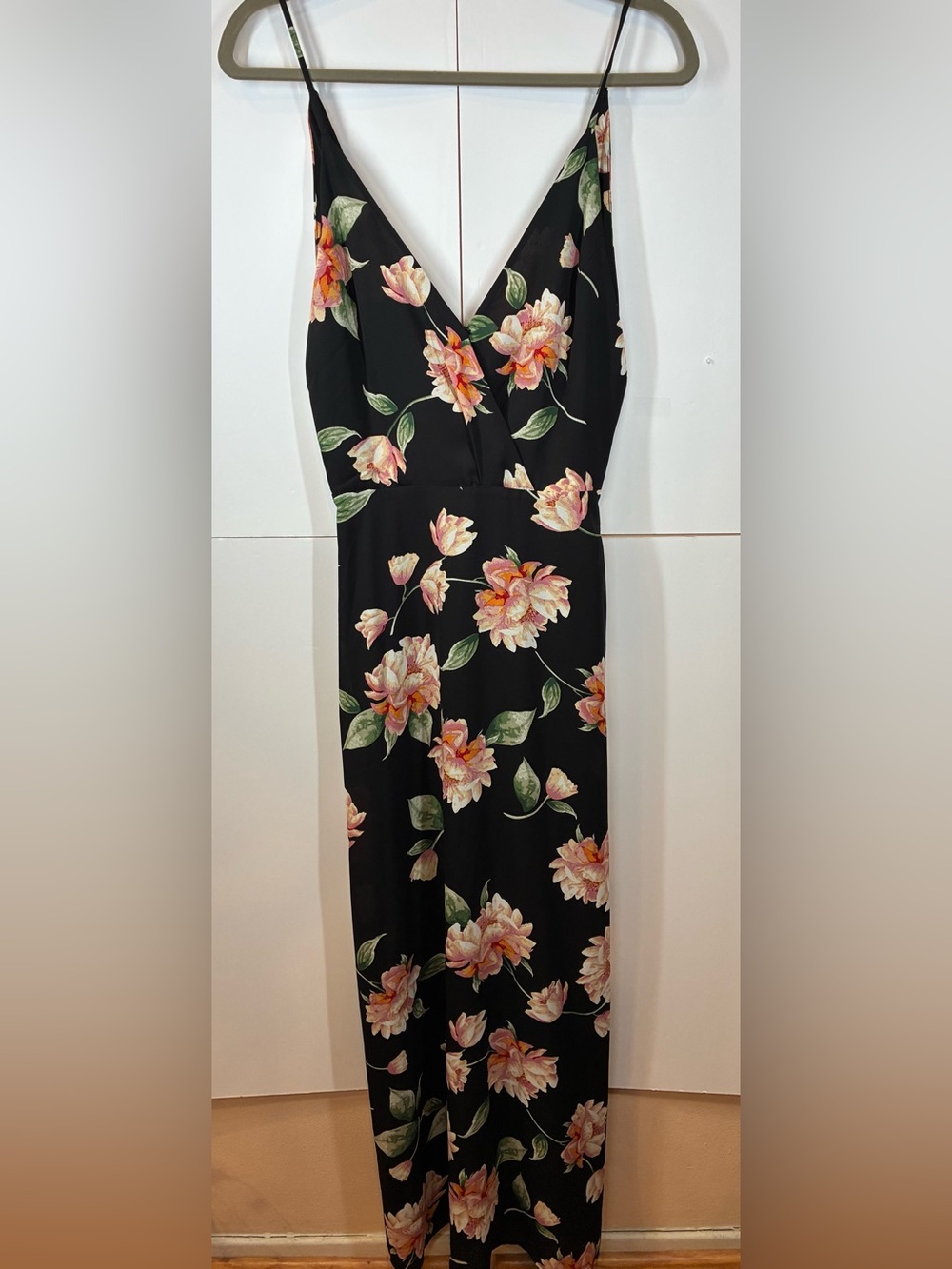 Lush Black Floral Maxi Dress Side Slit V-Neck Low Back Peony Print Size XS - Picture 2 of 8